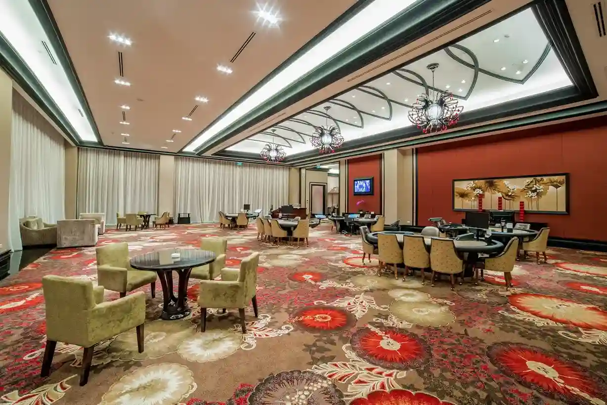 Bên Trong Casino Hồ Tràm Có Gì?